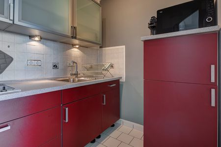 Bright, modern furnished apartment in the mall OEZ - Photo 4