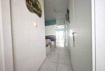 Puerto Rico, Canary Islands 35130