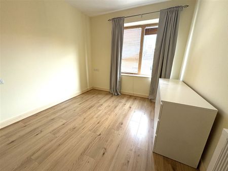 Apartment 25, Grand Canal Wharf, South Dock Road , Dublin 4, Dublin - Photo 2