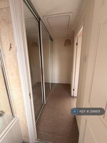 1 bedroom terraced house to rent - Photo 2