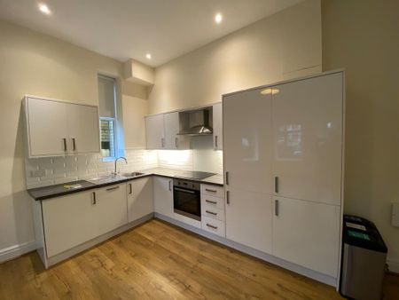 2 bedroom flat to rent - Photo 4