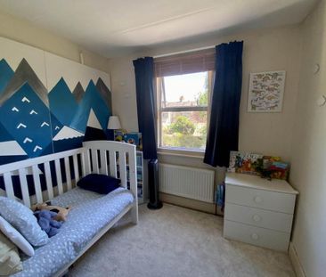 3 bedroom terraced house to rent - Photo 4