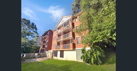 3 Mins walking from Hurstville Station - Photo 3
