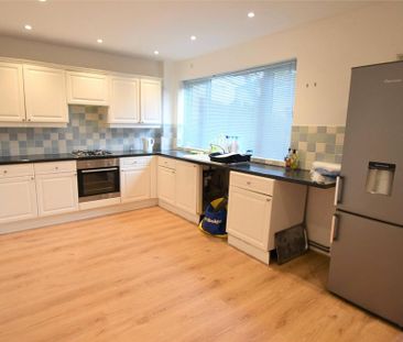 3 bedroom property to rent - Photo 1