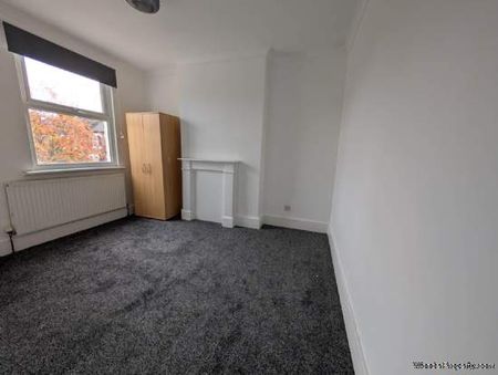 3 bedroom property to rent in London - Photo 3