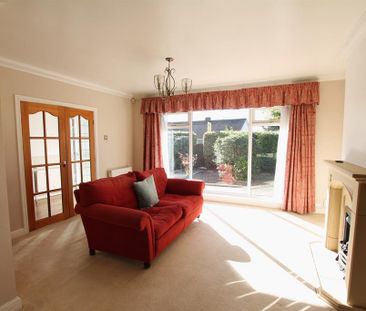 3 bedroom bungalow to rent - Photo 2