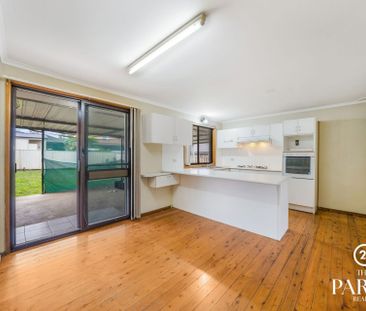 Spacious Family Home - Photo 4