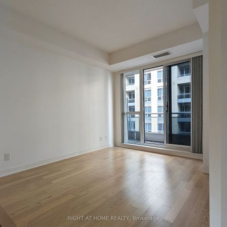 For Lease - 9191 Yonge Street Unit# SW416, Richmond Hill, Ontario - Photo 2