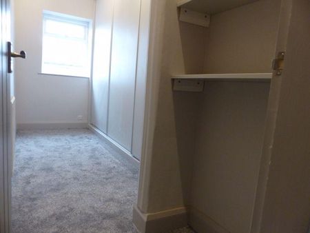 3 bedroom terraced house to rent - Photo 5