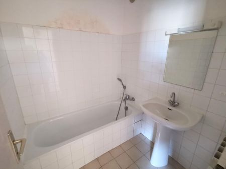« AVIGNON EM - APPARTEMENT T2 46M² AVEC TERRASSE ET GARAGE » - Photo 5