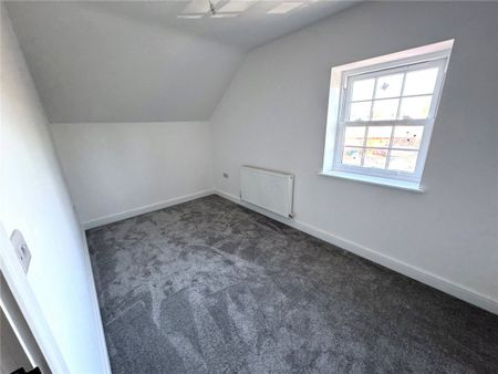 Holborn Place, Bulwell, Nottingham, Nottinghamshire, NG6 - Photo 4