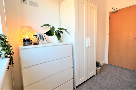 Drummond Grove, Ashford - Photo 3