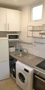 1 bedroom property to rent in Southall - Photo 4