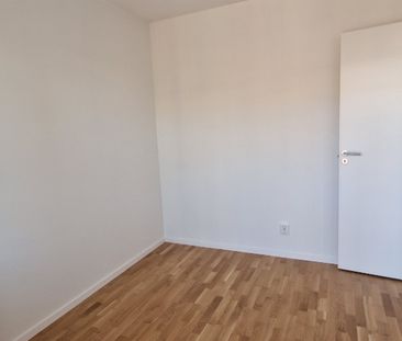 Täby - 2rok - tillsv - 12.420kr/mån - Photo 1