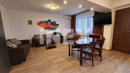 Inchiriere apartament 3 camere Ultracentral - Fotografie 2