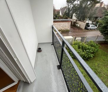 Location Appartement 4 pièces 74m² L HAY LES ROSES 94240 - Photo 2