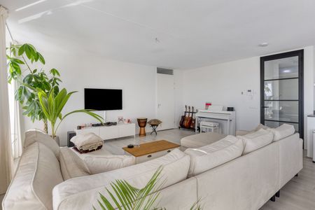 Appartement te huur: Veenraden 115 3907 HA Veenendaal - Photo 2