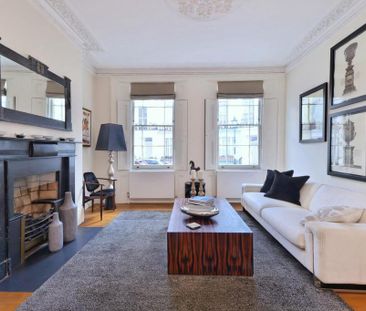 4 bedroom end of terrace house to rent - Photo 2