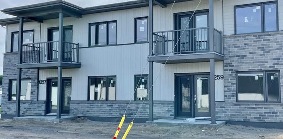 4½ à Louer-Berthierville-électros Inclus - Photo 2