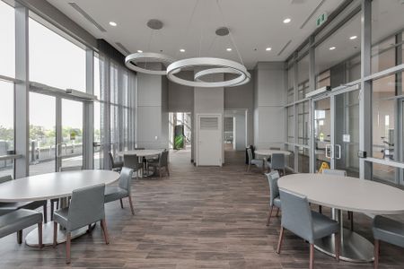 For Lease - 2087 Fairview Street Unit# 2307, Burlington, Ontario - Photo 5