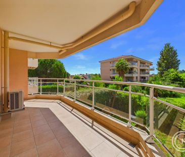 Location Appartement 2 pièces 43m² ANTIBES 06600 - Photo 5