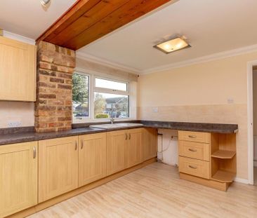 2 bedroom bungalow to rent - Photo 3