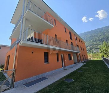 ACCOGLIENTE E MODERNO IN POSIZIONE SOLEGGIATA - Photo 1