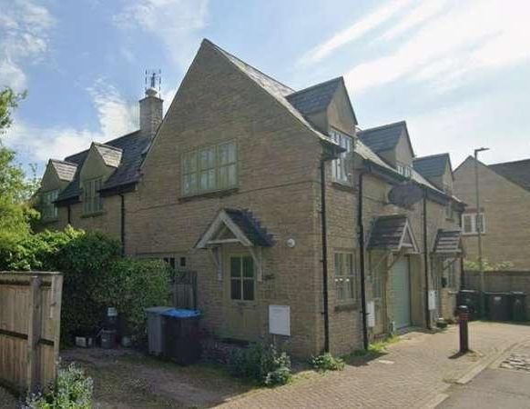 Compton Way, Witney, OX28 - Photo 1