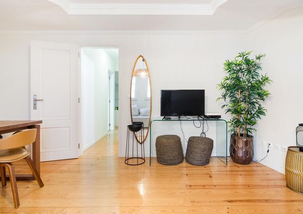 1 Bedroom Apartment, Alfama, Lisboa