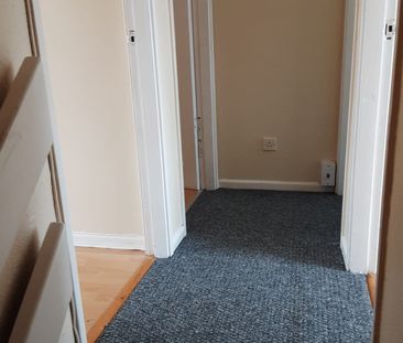 3 bedroom house on Barrow Close, CV2 2BQ area - Photo 6