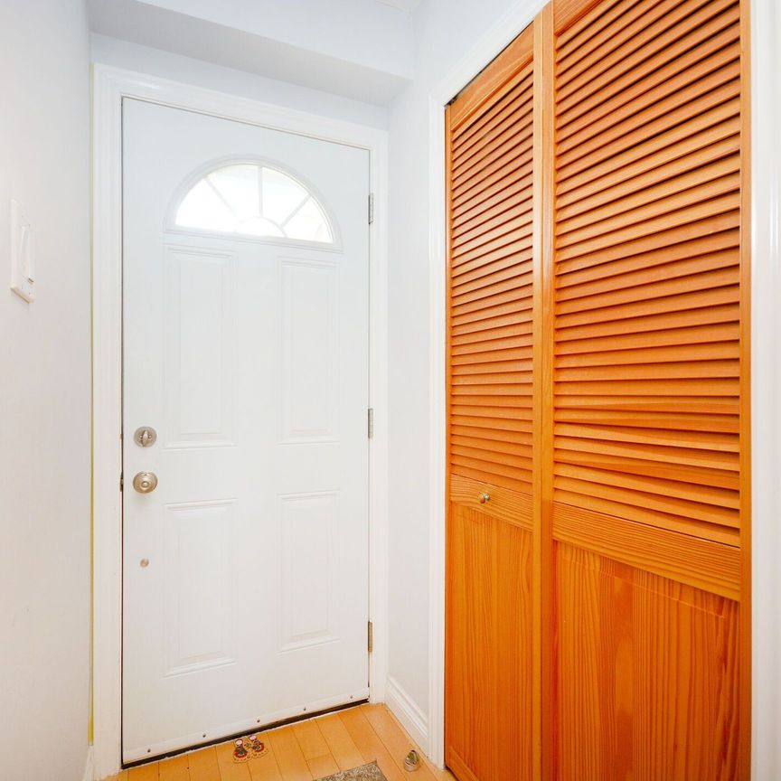For Lease - 2335 Council Ring Road Unit# Main, Mississauga, Ontario - Photo 1