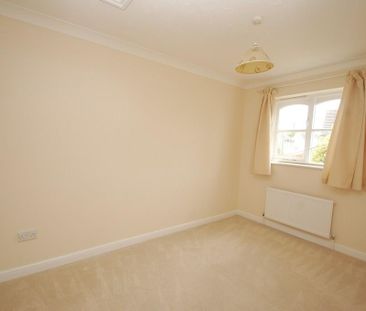 3 bedroom terraced house to rent - Photo 4