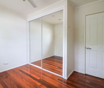 STYLE, COMFORT & FRUIT TREES ON SHAW STREET - THE PERFECT NEW AUCKL... - Photo 6