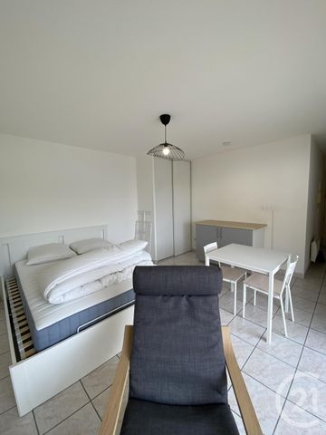 Location Appartement 1 pièce 26m² MONT DE MARSAN 40000 - Photo 3
