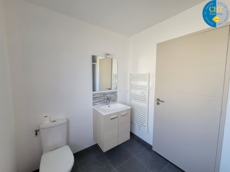 Location Maison 4 pièces 102m² MAURE DE BRETAGNE 35330 - Photo 4