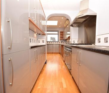 4 bedroom semi-detached house to rent - Photo 1