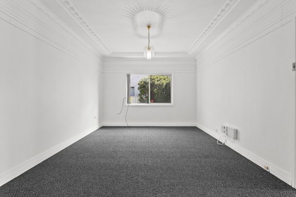 Charming 3-Bedroom Family Home - Photo 1