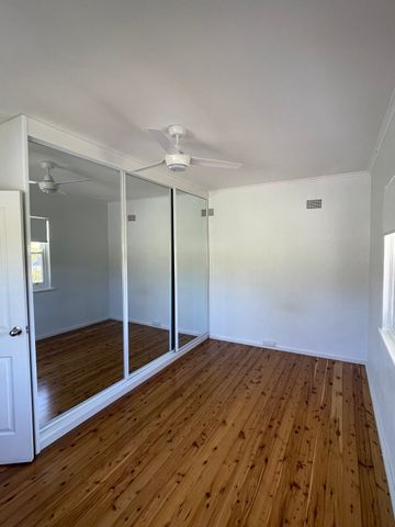 Belmont North - Photo 2