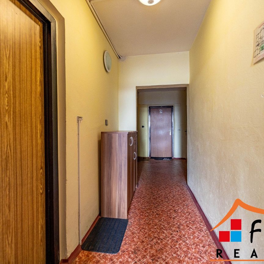 Pronájem bytu 3+1 80 m² - Photo 1