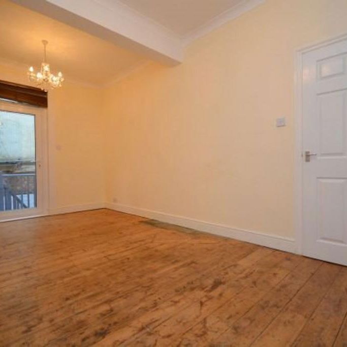 2 bedroom house to rent - Photo 1
