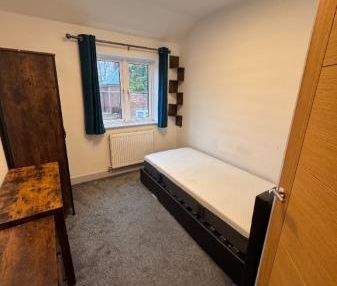 Kingsley Road, Kingsthorpe, Northampton, NN2 - Photo 1