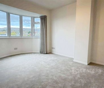 3 bedroom house to rent Studland Drive, Prestbury, Cheltenham, GL52 - Photo 5