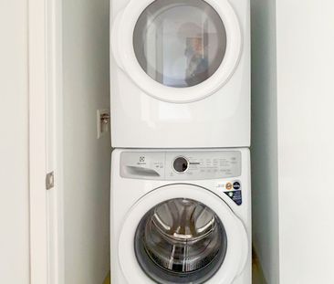 For Lease - 8 Beverley Glen Boulevard Unit# D-325, Vaughan, Ontario - Photo 5