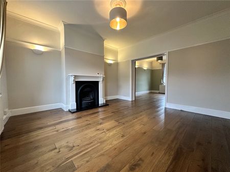 3, Queen Street, Rawdon, Leeds, West Yorkshire, LS19 6BG - Photo 2