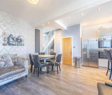 4 bedroom terraced house to rent - Photo 4