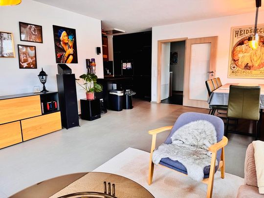 Exklusiv ausgestattete 3-Zimmer-Wohnung in zentraler Lage - Foto 1