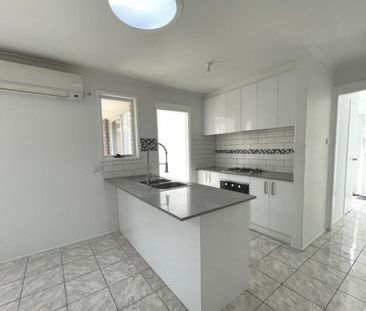 Conveniently Located - Photo 2