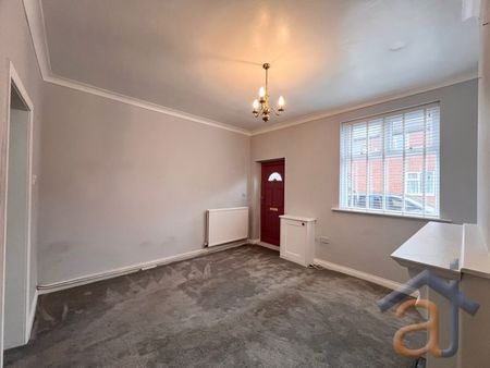To Let – Brade Street, Southport – Available Immediately - Photo 3