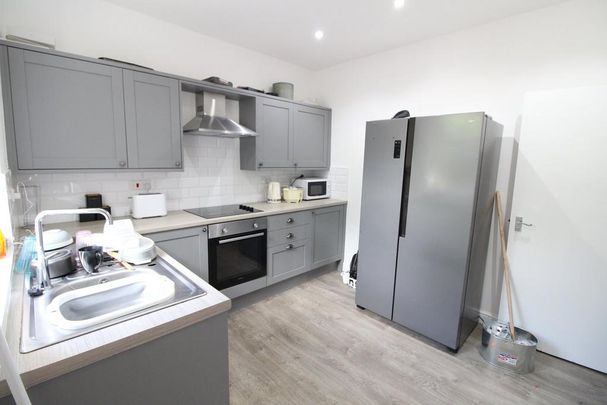 1 bedroom house of multiple occupation to rent - Photo 1
