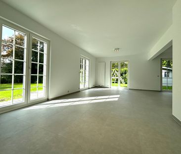 Ideaal gelegen ruime villa met mooie tuin. - Foto 2